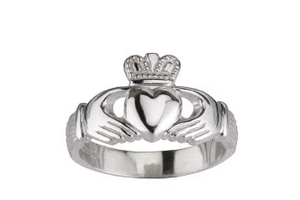 Look what Love can bring : Solvar Sterling Silver Ladies Claddagh Ring from Irish Crystal Company