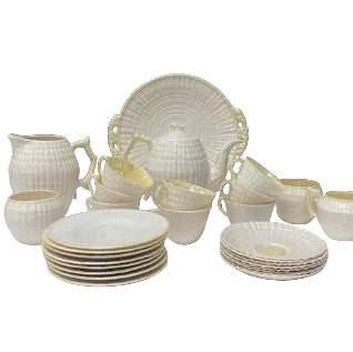 Belleek Pottery Limpet Service of 8, Tea Set