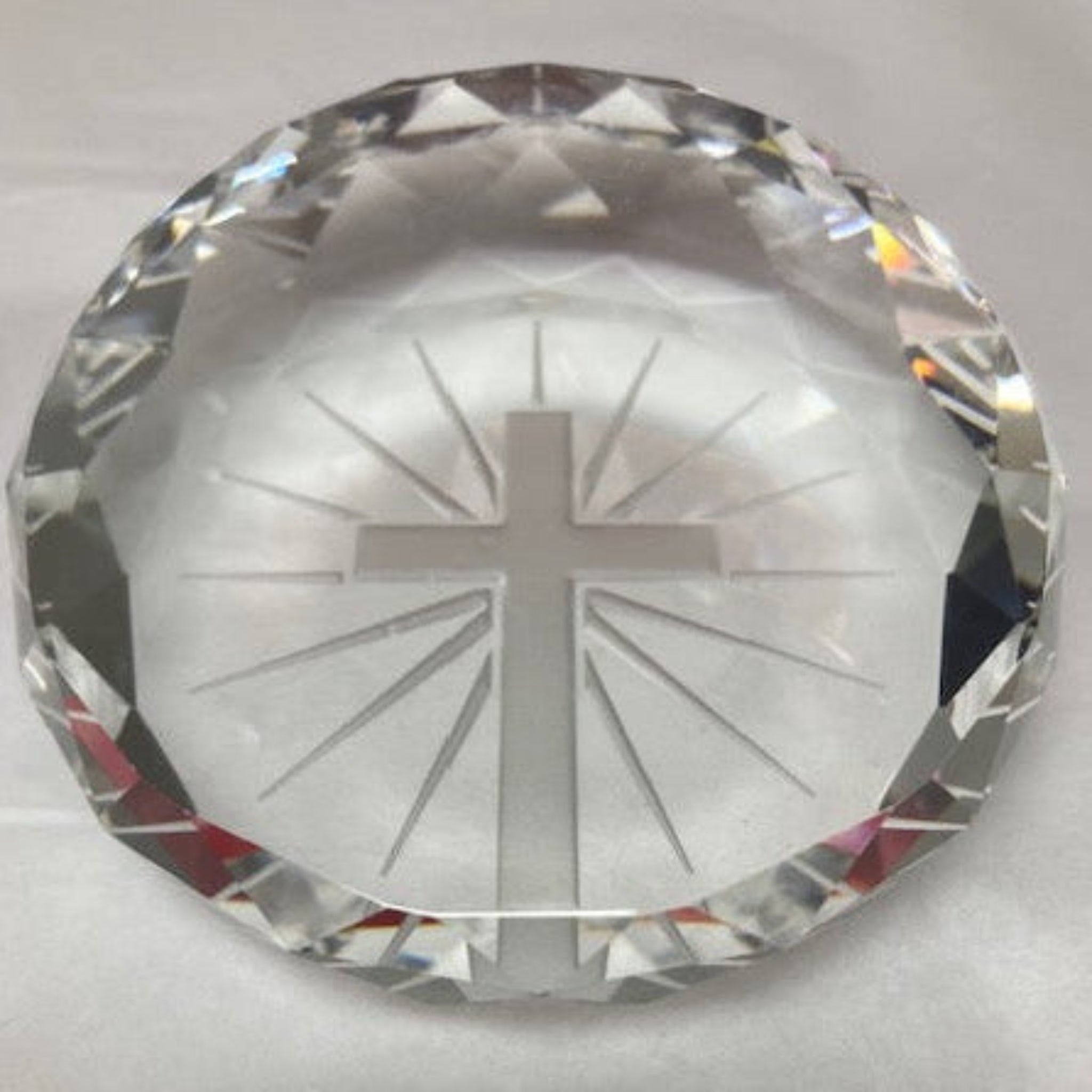 Prism Cut Cross Paperweight Round