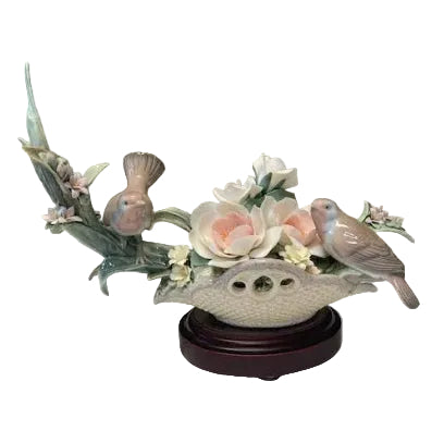 Lladro Serenata Floral with Wooden Base