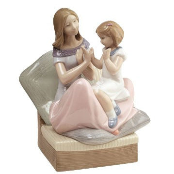 Lladro NAO Patty Cake Mother And Little Girl