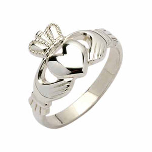 Fado Sterling Silver Claddagh Ring - Neasa